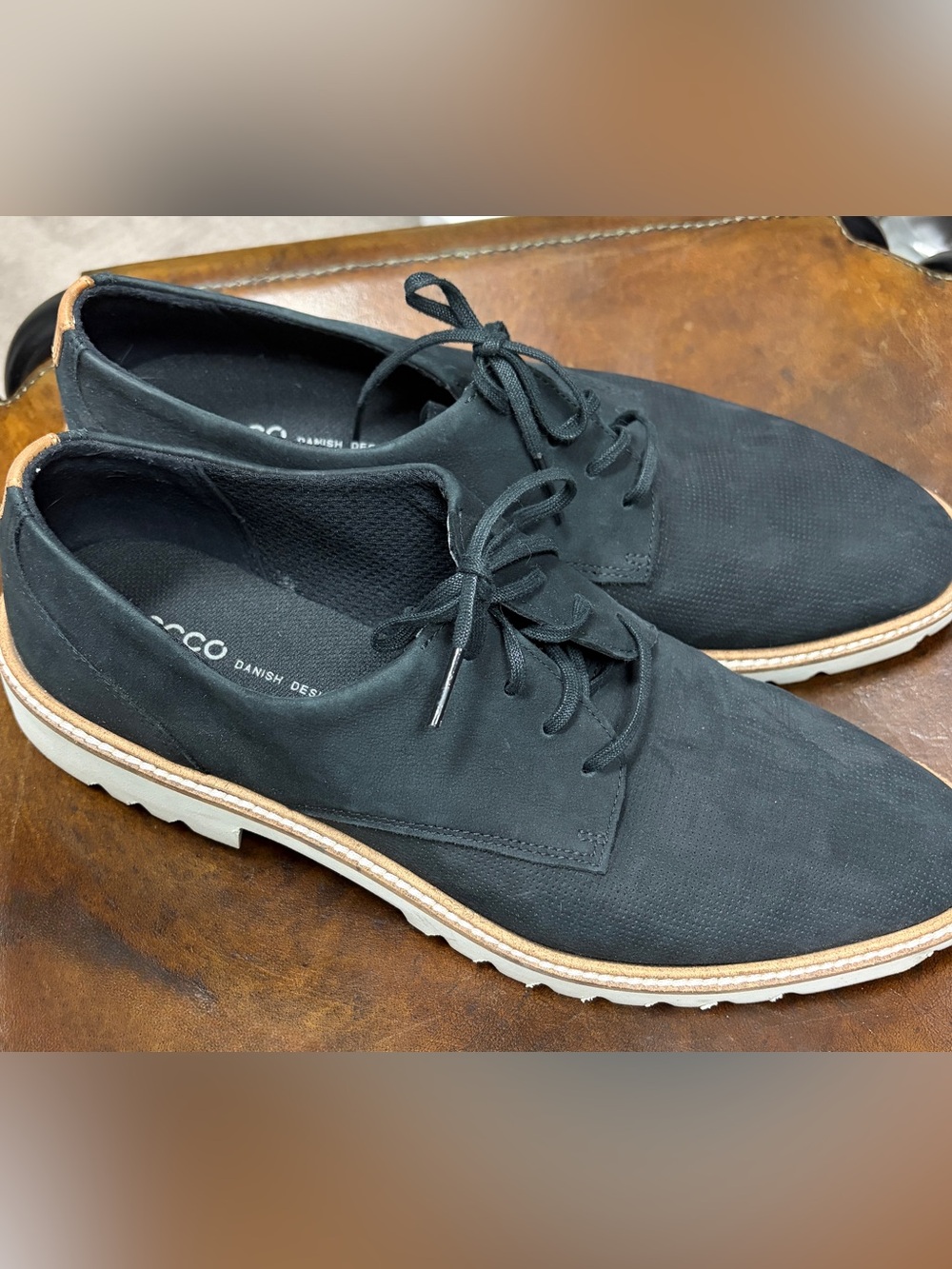 Ecco Black Lace-Up Women's Flats with Contrasting White and Tan Sole